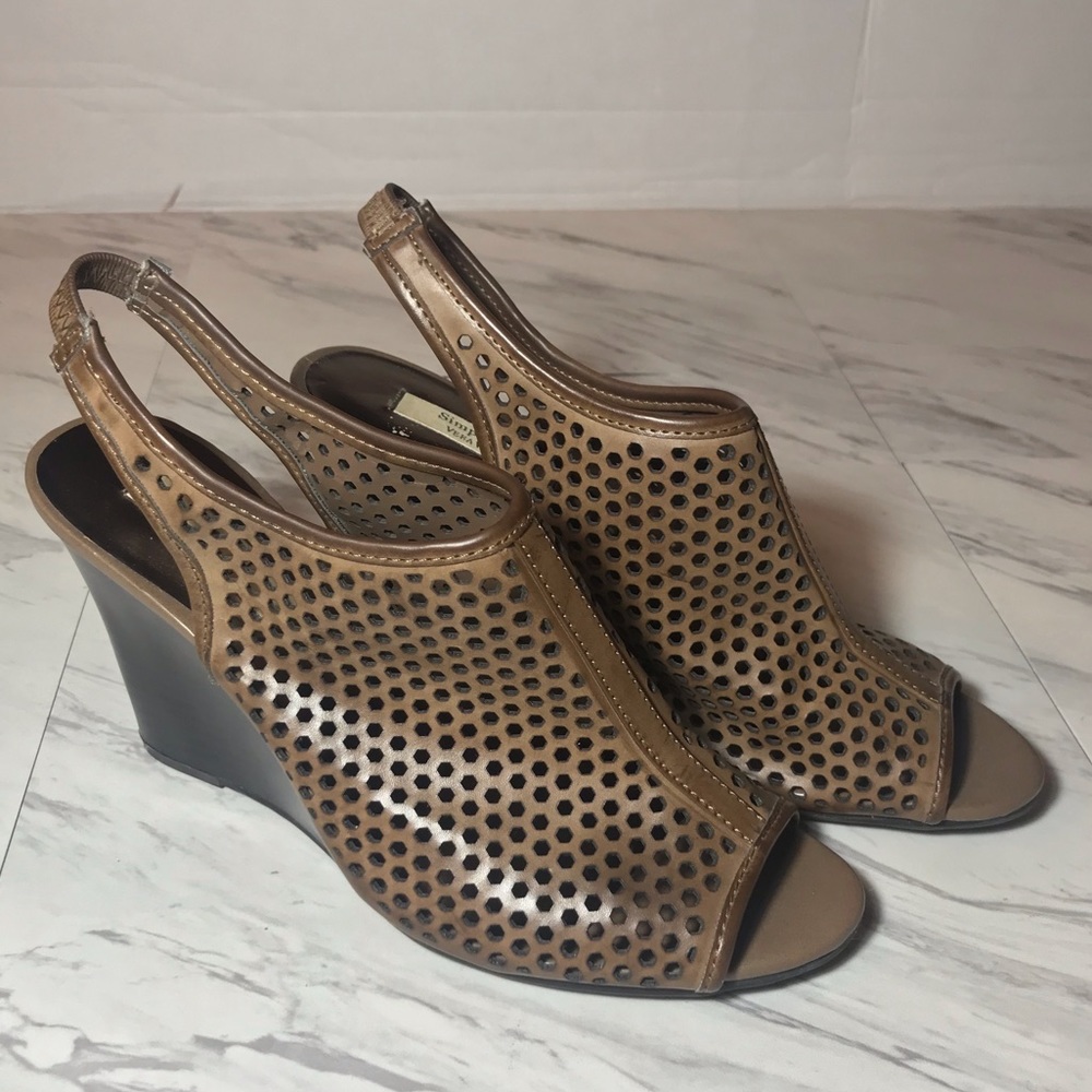Simply Vera Vera Wang wedge